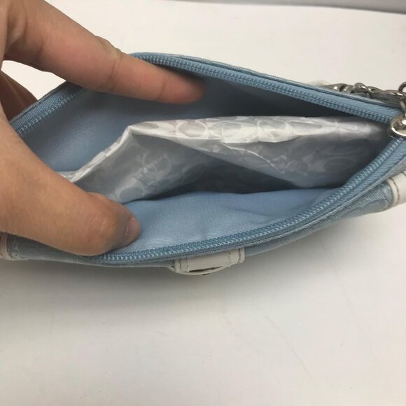 Coach Baby Blue Buckle Bag Clutch Wristlet Purse - Picture 3 of 5